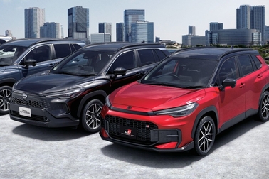 （右端）：GR SPORT