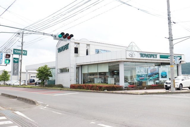 福島トヨペット トヨタ車のことなら福島トヨペット プリウス アクア ハリアー アルファードなどが勢揃い